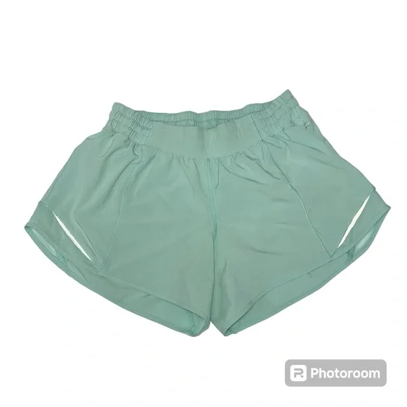 Lululemon Women's Activewear Hotty Hot Shorts Size 8 tall mint teal - Picture 1 of 6